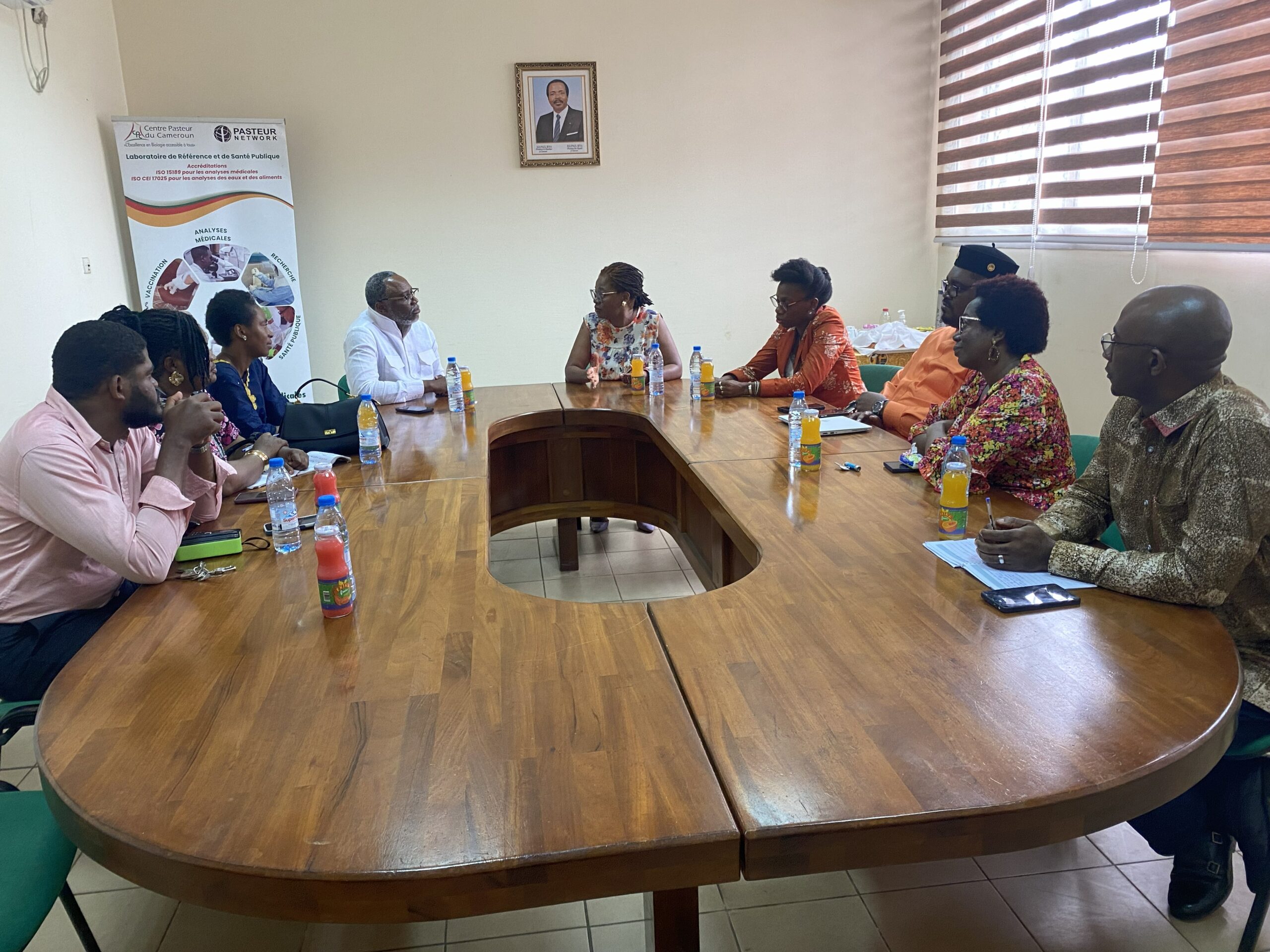 Santé publique : le Délégué régional du Centre en immersion au Centre Pasteur du Cameroun